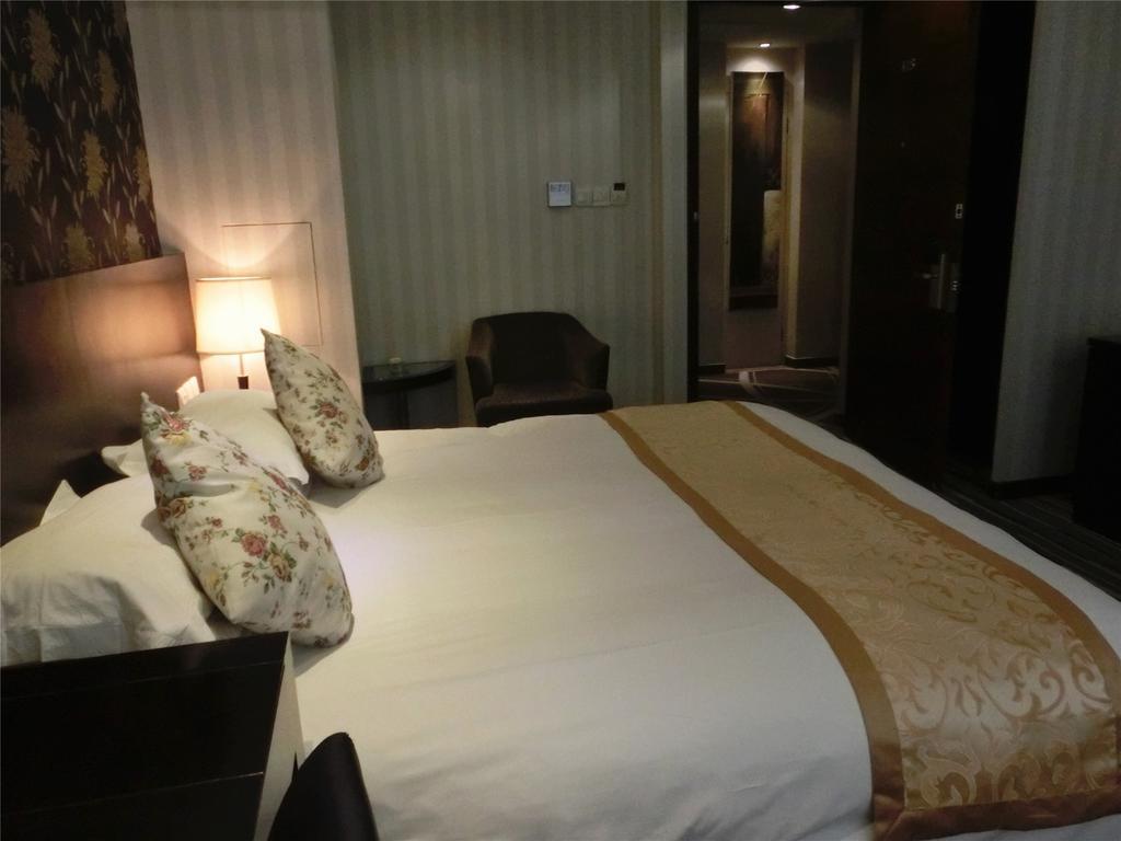 Shanghai Baron Business Bund Hotel Habitación foto